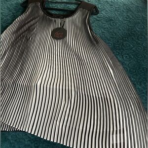Chic Black & White Pleated Sleeveless top – Brand New with Tags